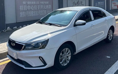 Geely Emgrand, 2021 год, 1 050 000 рублей, 2 фотография