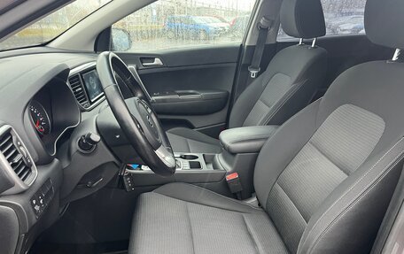 KIA Sportage IV рестайлинг, 2018 год, 2 439 000 рублей, 13 фотография