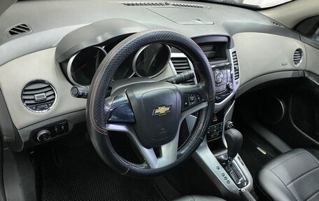 Chevrolet Cruze II, 2011 год, 699 000 рублей, 7 фотография