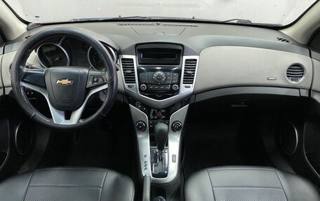 Chevrolet Cruze II, 2011 год, 699 000 рублей, 8 фотография