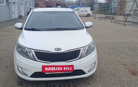 KIA Rio III рестайлинг, 2014 год, 1 030 000 рублей, 2 фотография