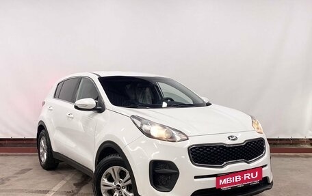 KIA Sportage IV рестайлинг, 2018 год, 2 121 000 рублей, 3 фотография