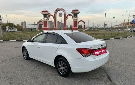 Chevrolet Cruze II, 2012 год, 949 000 рублей, 7 фотография