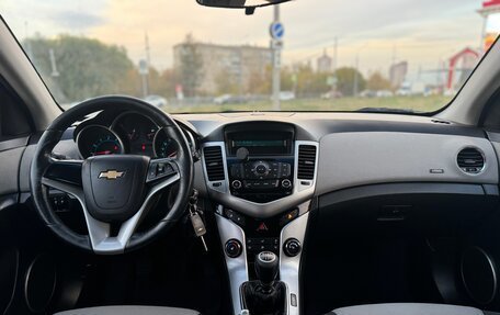 Chevrolet Cruze II, 2012 год, 949 000 рублей, 17 фотография