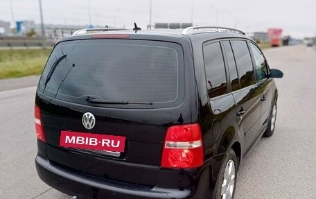 Volkswagen Touran III, 2005 год, 720 000 рублей, 5 фотография