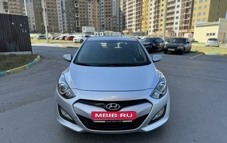 Hyundai i30 II рестайлинг, 2013 год, 1 070 000 рублей, 2 фотография