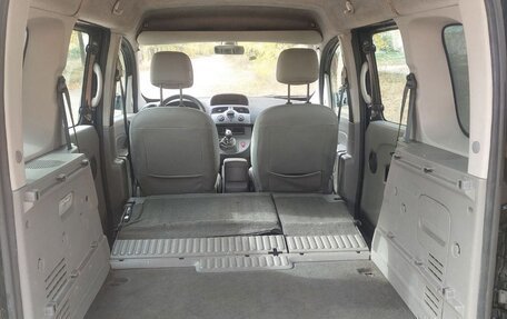 Renault Kangoo II рестайлинг, 2010 год, 399 000 рублей, 17 фотография