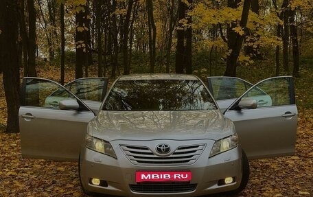 Toyota Camry, 2007 год, 995 000 рублей, 4 фотография