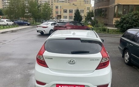 Hyundai Solaris II рестайлинг, 2013 год, 590 000 рублей, 3 фотография