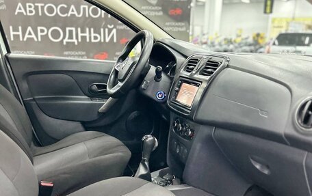 Renault Logan II, 2018 год, 796 546 рублей, 8 фотография