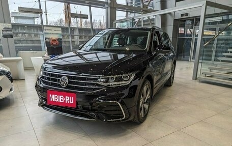 Volkswagen Tiguan II, 2023 год, 5 509 000 рублей, 1 фотография