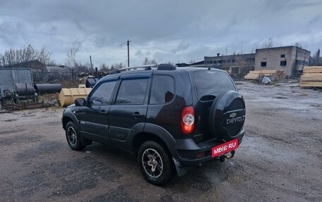 Chevrolet Niva I рестайлинг, 2011 год, 530 000 рублей, 3 фотография