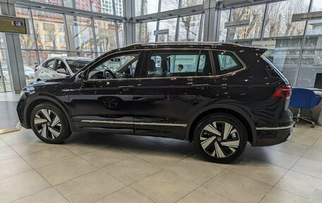 Volkswagen Tiguan II, 2023 год, 5 509 000 рублей, 5 фотография