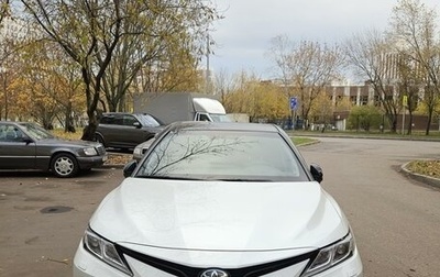 Toyota Camry, 2022 год, 3 900 000 рублей, 1 фотография