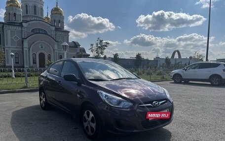 Hyundai Solaris II рестайлинг, 2011 год, 755 000 рублей, 8 фотография