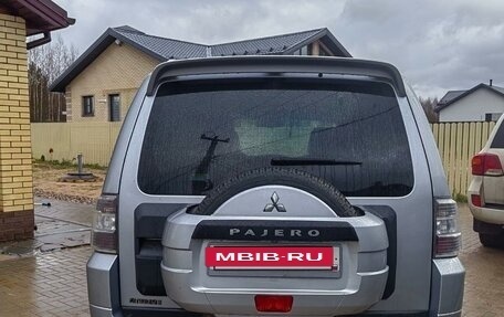 Mitsubishi Pajero IV, 2010 год, 1 830 000 рублей, 4 фотография