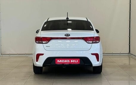 KIA Rio IV, 2017 год, 1 350 000 рублей, 8 фотография