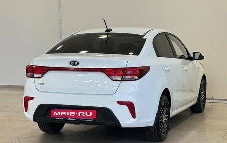 KIA Rio IV, 2017 год, 1 350 000 рублей, 6 фотография