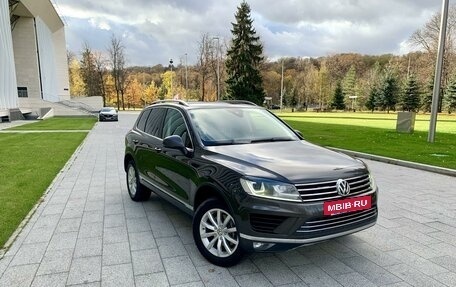 Volkswagen Touareg III, 2015 год, 3 000 000 рублей, 2 фотография