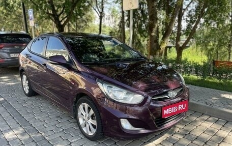 Hyundai Solaris II рестайлинг, 2012 год, 850 000 рублей, 3 фотография