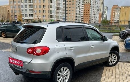 Volkswagen Tiguan I, 2010 год, 880 000 рублей, 2 фотография