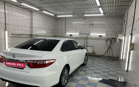 Toyota Camry, 2016 год, 1 800 000 рублей, 8 фотография