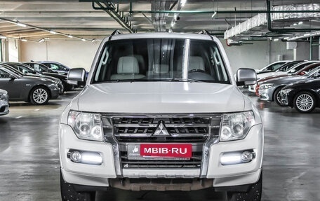 Mitsubishi Pajero IV, 2017 год, 3 290 000 рублей, 2 фотография