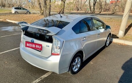 Toyota Prius, 2013 год, 1 350 000 рублей, 4 фотография