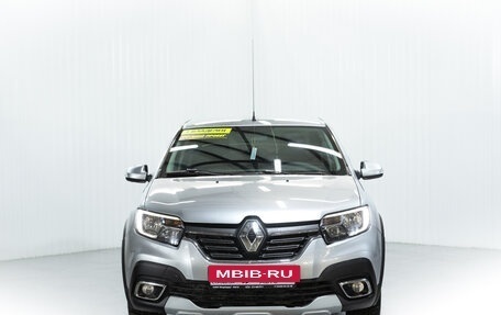 Renault Logan II, 2022 год, 890 000 рублей, 2 фотография