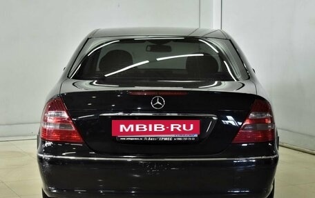 Mercedes-Benz E-Класс, 2005 год, 865 000 рублей, 3 фотография