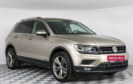 Volkswagen Tiguan II, 2018 год, 2 347 000 рублей, 3 фотография