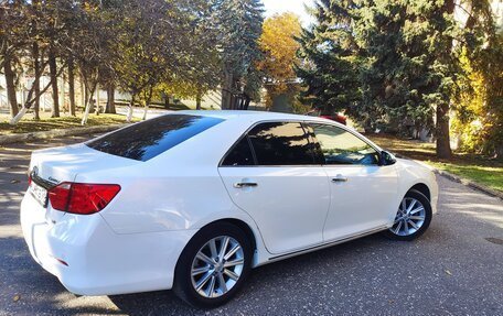 Toyota Camry, 2014 год, 1 900 000 рублей, 4 фотография