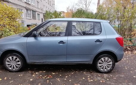 Skoda Fabia II, 2009 год, 400 000 рублей, 3 фотография