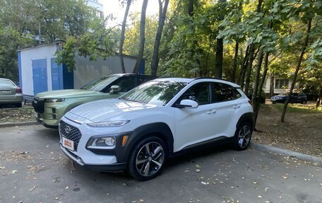 Hyundai Kona I, 2019 год, 2 400 000 рублей, 2 фотография