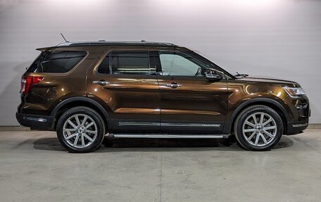 Ford Explorer VI, 2018 год, 3 825 000 рублей, 4 фотография