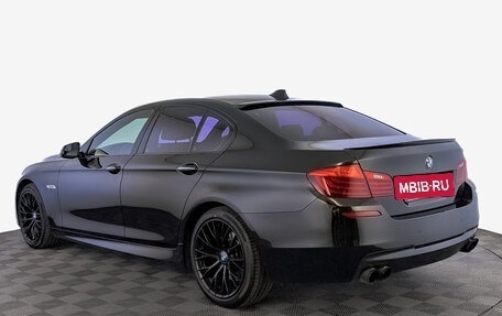 BMW 5 серия, 2016 год, 3 040 000 рублей, 7 фотография