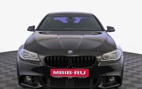 BMW 5 серия, 2016 год, 3 040 000 рублей, 2 фотография