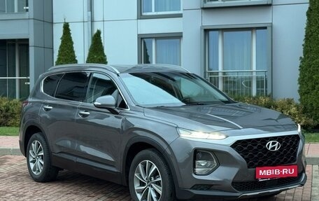 Hyundai Santa Fe IV, 2019 год, 2 650 000 рублей, 3 фотография