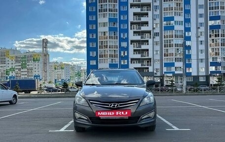 Hyundai Solaris II рестайлинг, 2014 год, 850 000 рублей, 5 фотография