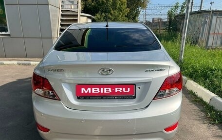 Hyundai Solaris II рестайлинг, 2012 год, 900 000 рублей, 10 фотография