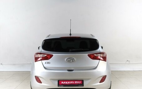 Hyundai i30 II рестайлинг, 2013 год, 899 000 рублей, 4 фотография