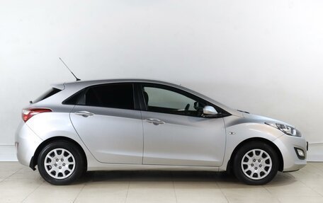 Hyundai i30 II рестайлинг, 2013 год, 899 000 рублей, 5 фотография