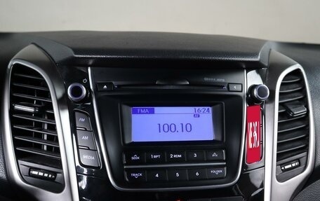 Hyundai i30 II рестайлинг, 2013 год, 899 000 рублей, 13 фотография