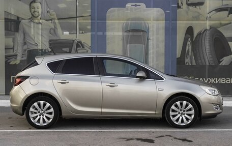 Opel Astra J, 2011 год, 969 000 рублей, 5 фотография