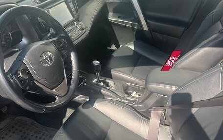 Toyota RAV4, 2017 год, 2 850 000 рублей, 12 фотография