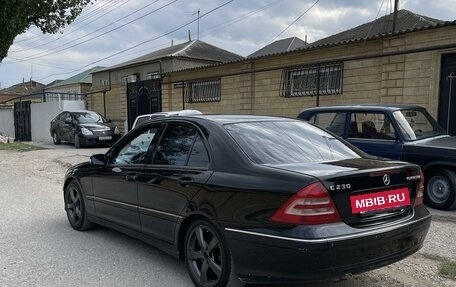 Mercedes-Benz C-Класс, 2003 год, 719 000 рублей, 4 фотография