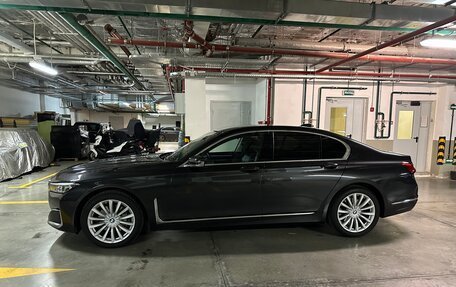 BMW 7 серия, 2019 год, 6 900 000 рублей, 3 фотография