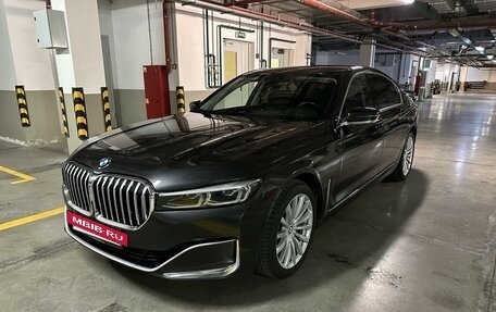 BMW 7 серия, 2019 год, 6 900 000 рублей, 2 фотография