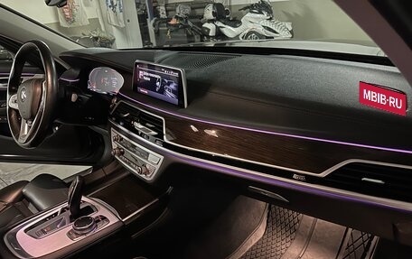 BMW 7 серия, 2019 год, 6 900 000 рублей, 21 фотография