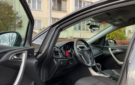 Opel Astra J, 2011 год, 690 000 рублей, 8 фотография